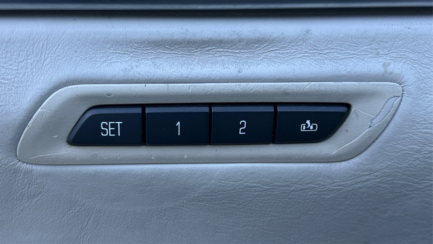 Used 2014 Cadillac XTS Platinum image 43