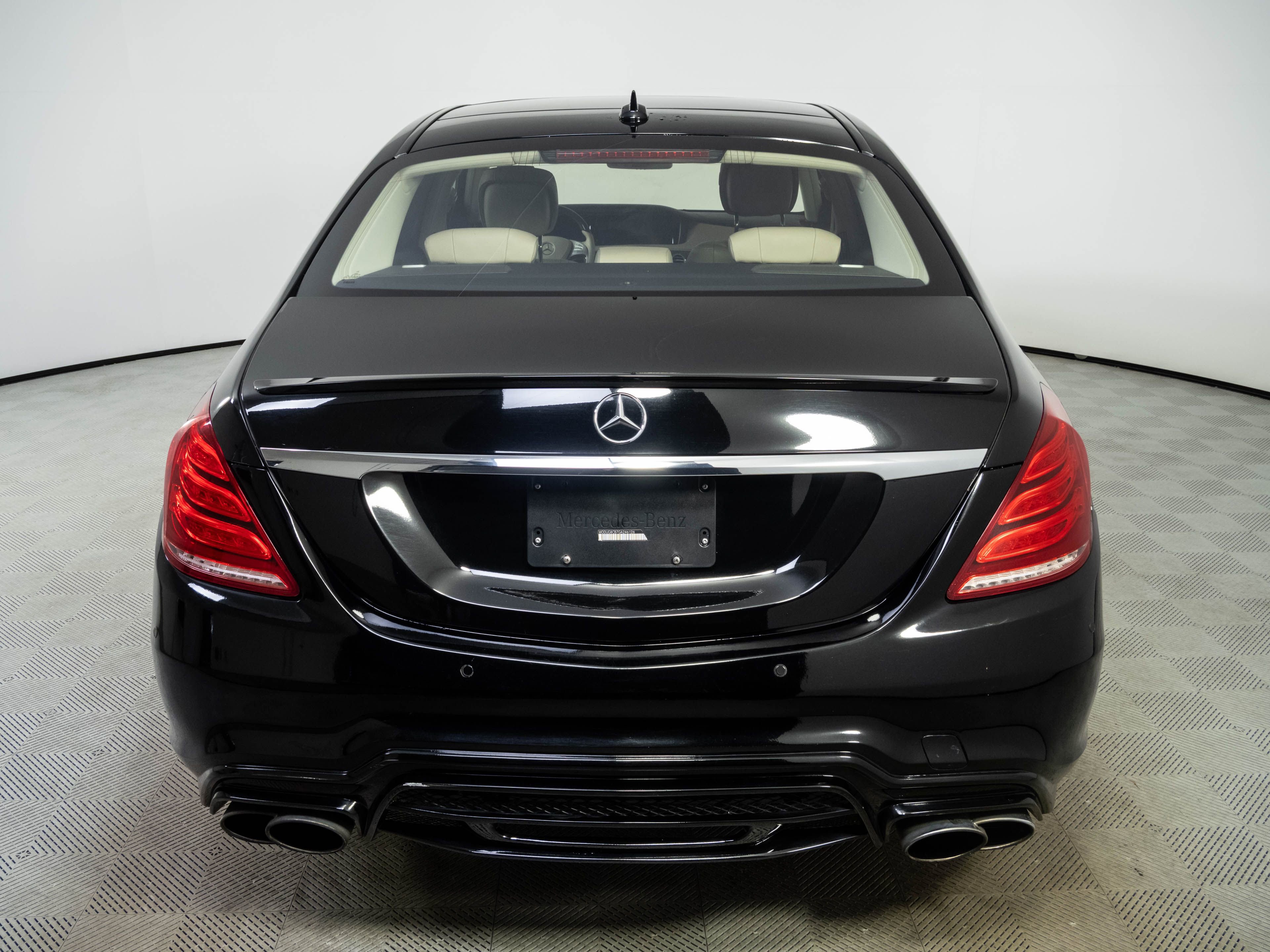 Used 2016 Mercedes-Benz S 550 Sedan image 29