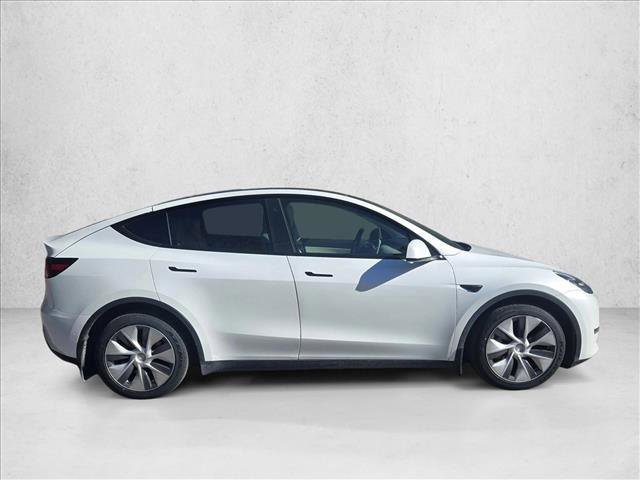 Used 2021 Tesla Model Y Long Range image 4