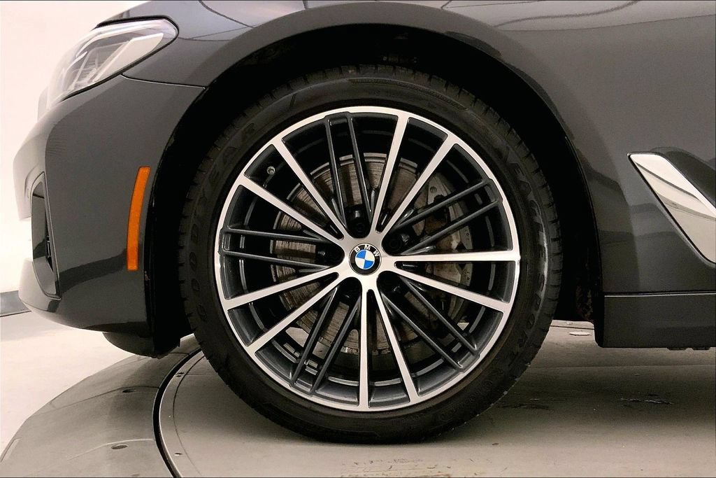 Used 2021 BMW 540i xDrive w/ Executive Package AWD/4WD image 8