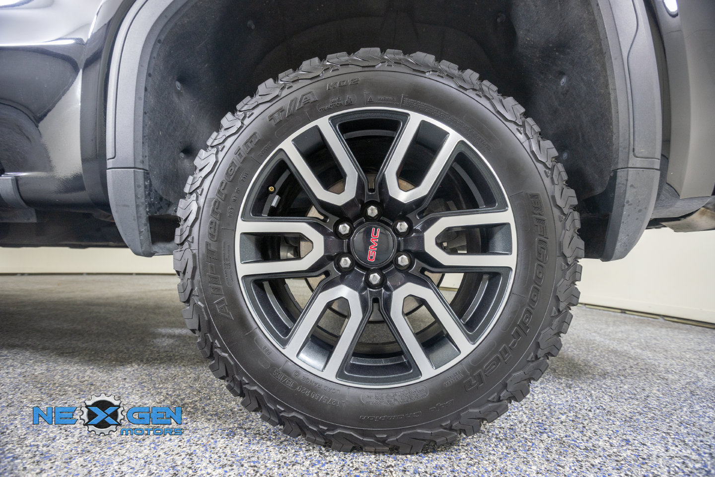 Used 2022 GMC Sierra 1500 AT4 w/ AT4 Premium Package AWD/4WD image 46