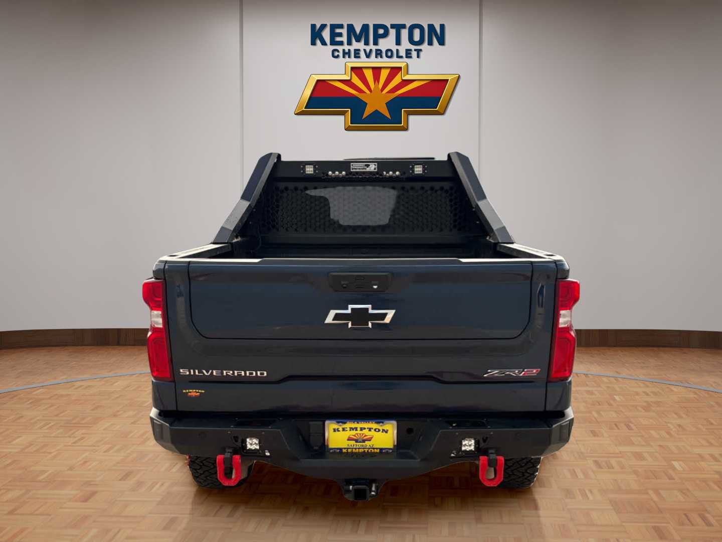 Used 2022 Chevrolet Silverado 1500 ZR2 w/ Technology Package AWD/4WD image 5