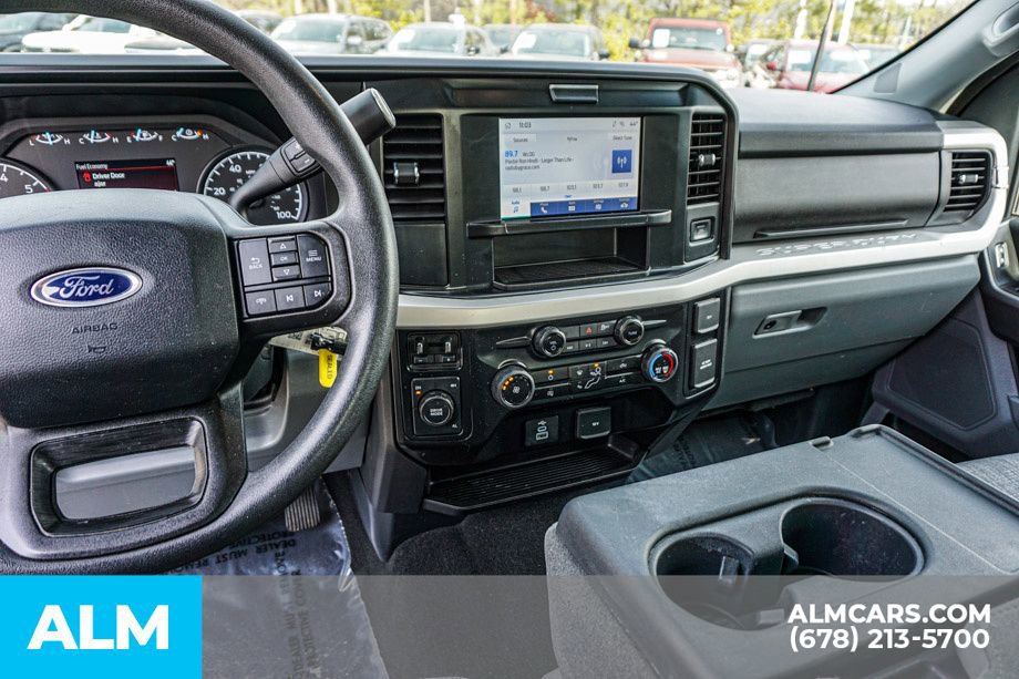 Used 2025 Ford F250 XLT image 31