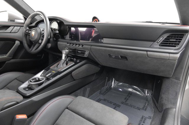 Used 2022 Porsche 911 GT3 image 6