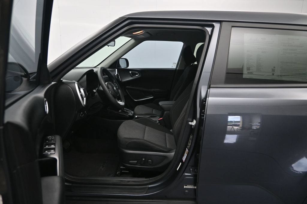 Used 2021 Kia Soul S FWD image 20