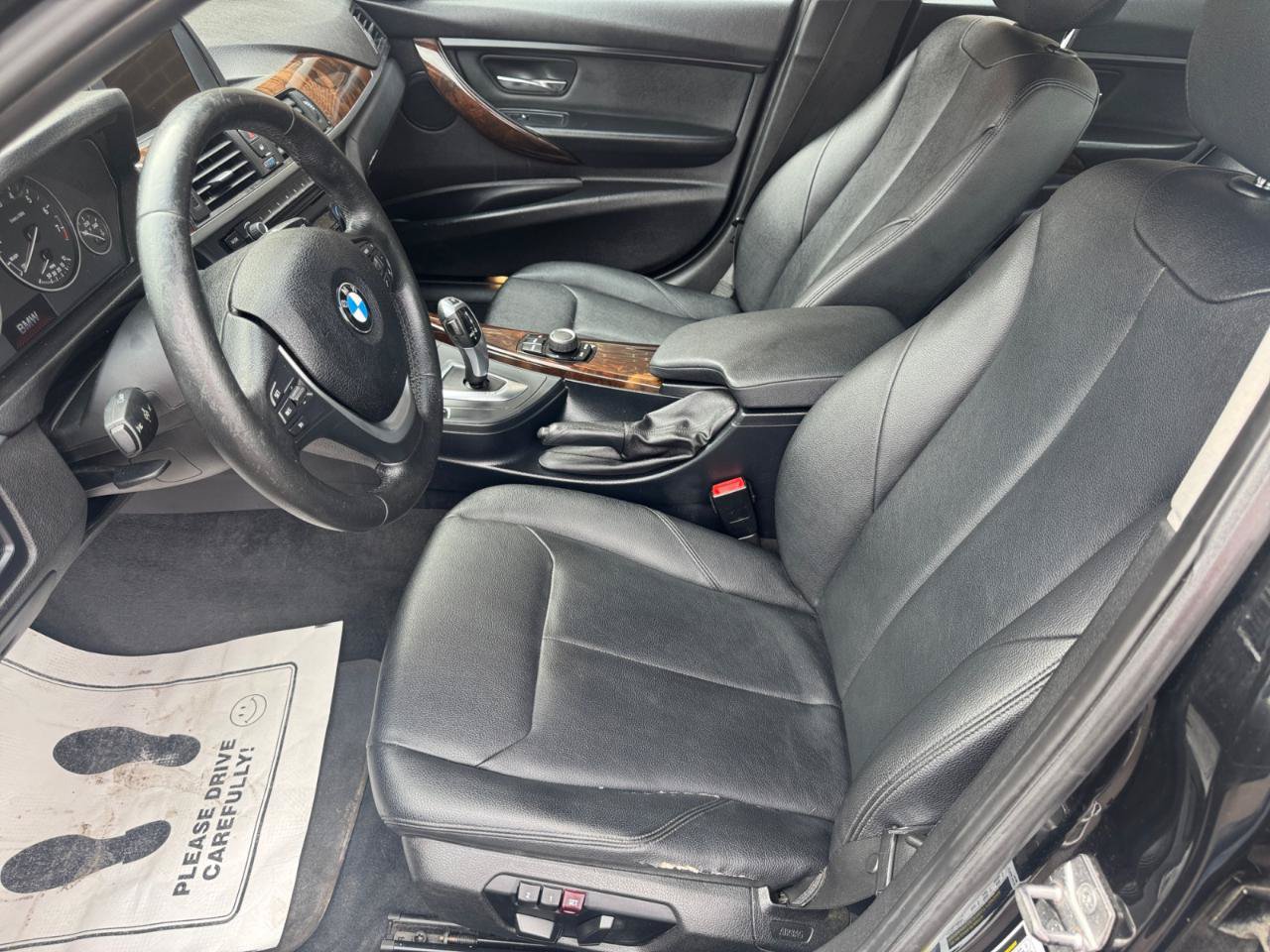 Used 2015 BMW 328i xDrive Sedan AWD/4WD image 5