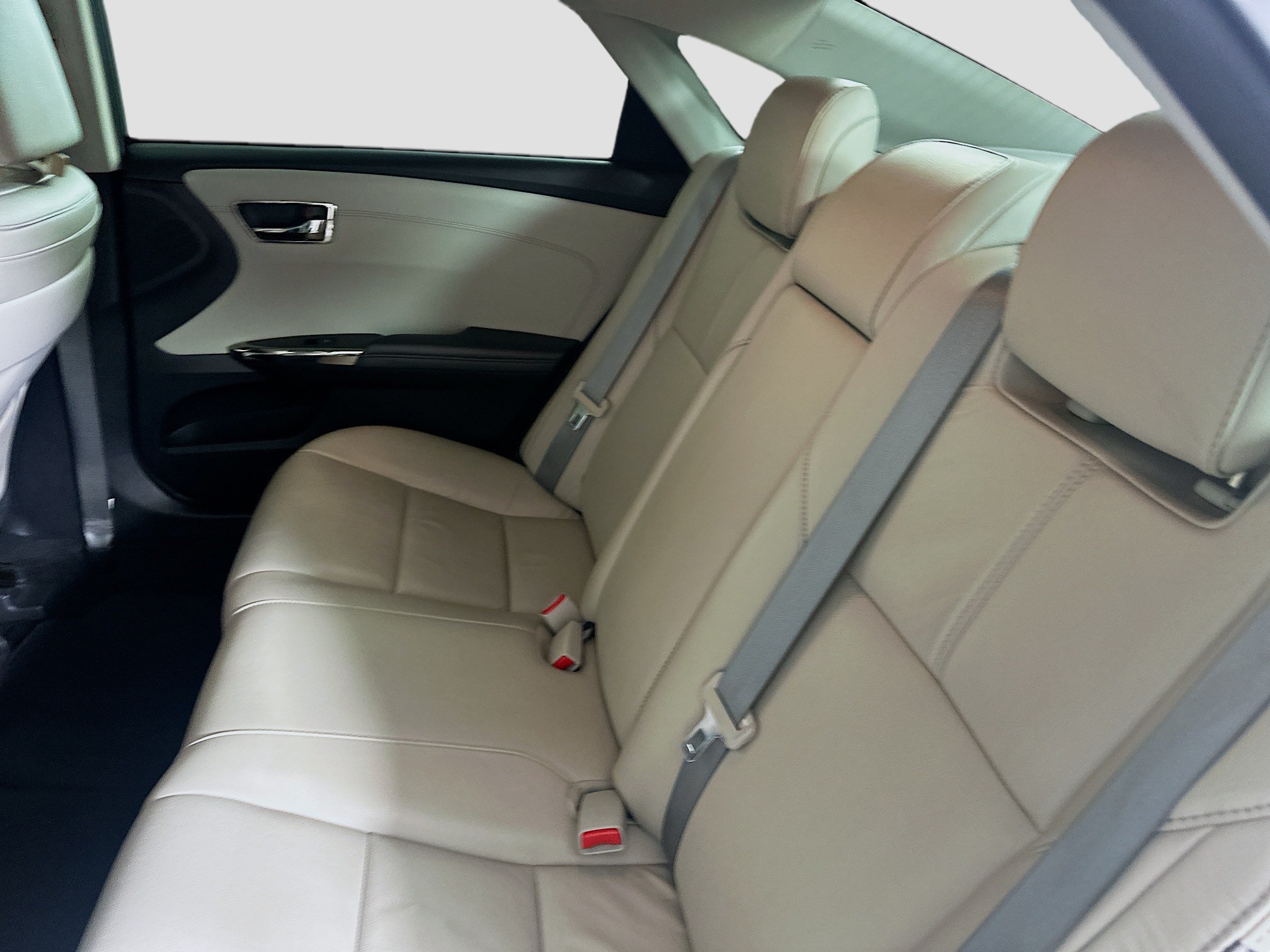Used 2016 Toyota Avalon XLE FWD image 26