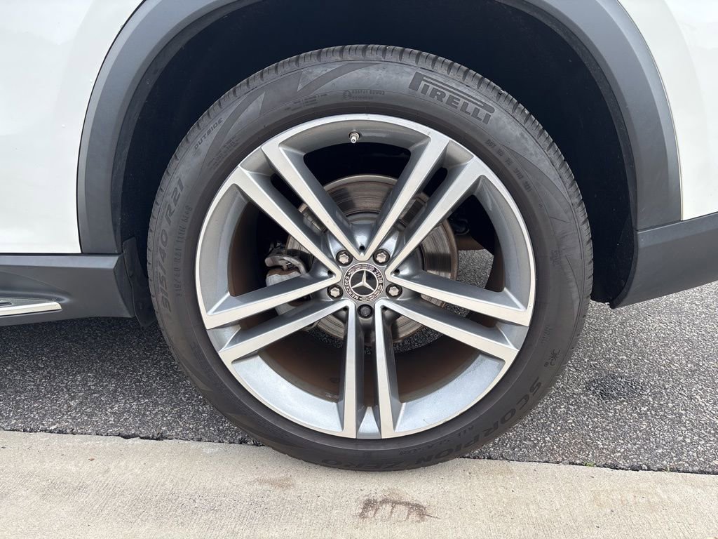 Used 2022 Mercedes-Benz GLE 350 4MATIC w/ Premium Package image 12