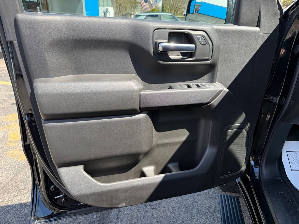 Used 2024 Chevrolet Silverado 1500 Custom AWD/4WD image 8