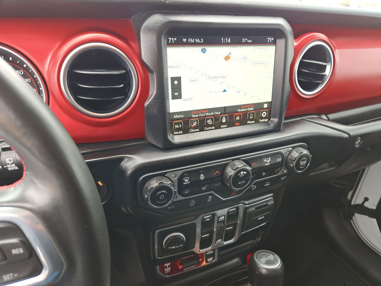 Used 2022 Jeep Wrangler Unlimited Rubicon w/ Cold Weather Group image 16