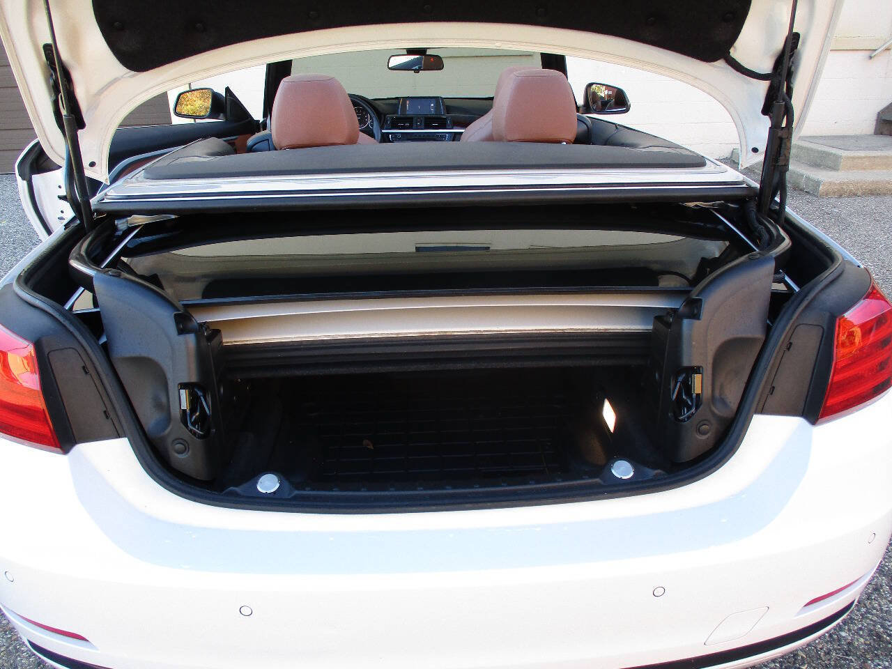 Used 2017 BMW 430i Convertible RWD image 27