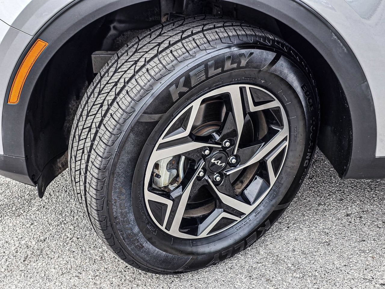 Used 2023 Kia Sportage LX AWD/4WD image 10