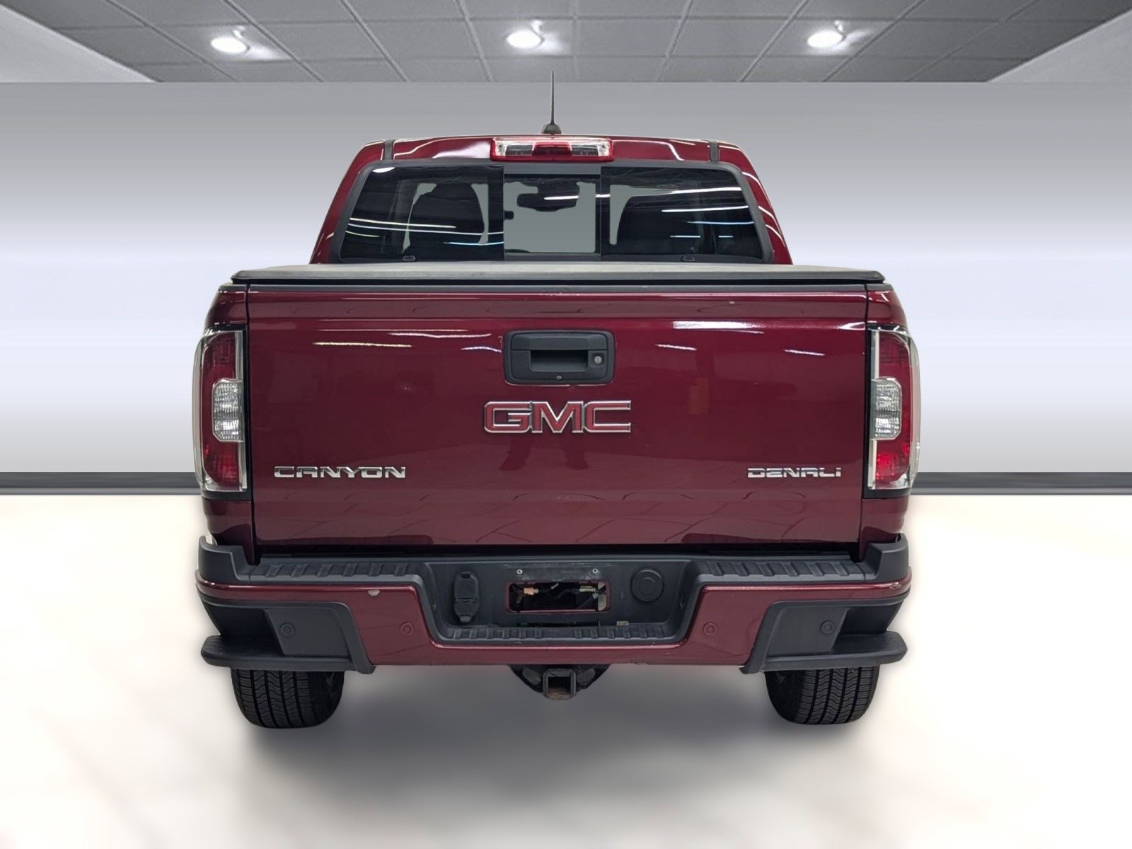 Used 2020 GMC Canyon Denali image 8