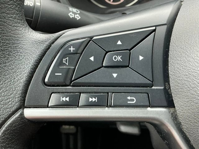 Used 2025 Nissan Altima 2.5 SV FWD image 26