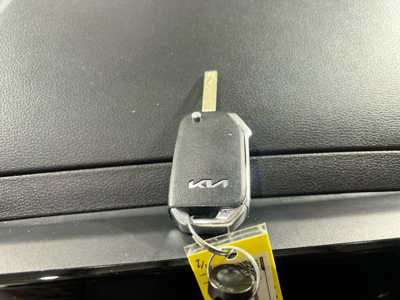 Used 2023 Kia Sportage LX image 28