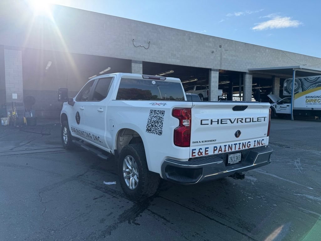 Used 2021 Chevrolet Silverado 1500 LT AWD/4WD image 5