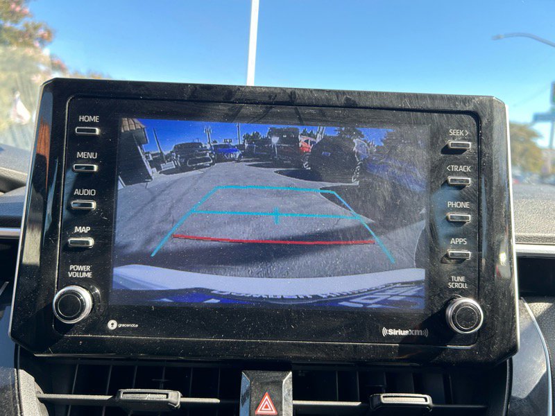 Used 2021 Toyota Corolla LE image 15