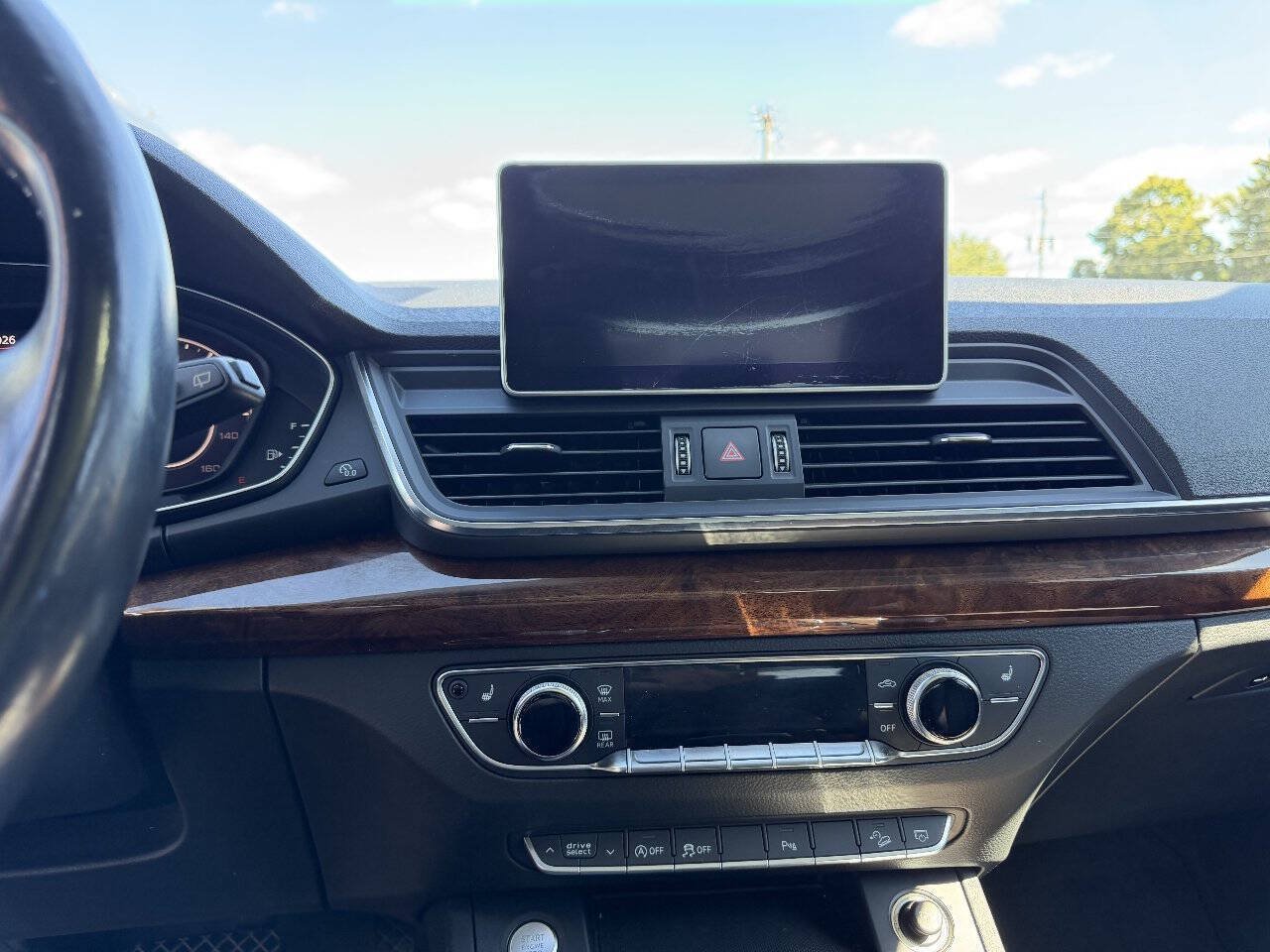 Used 2018 Audi Q5 2.0T Premium Plus AWD/4WD image 15