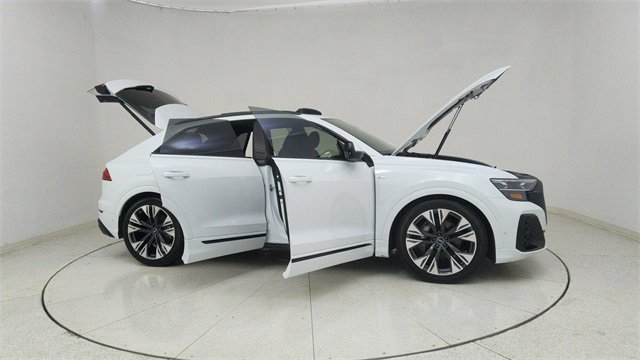 Used 2025 Audi Q8 Prestige w/ Prestige Package image 73