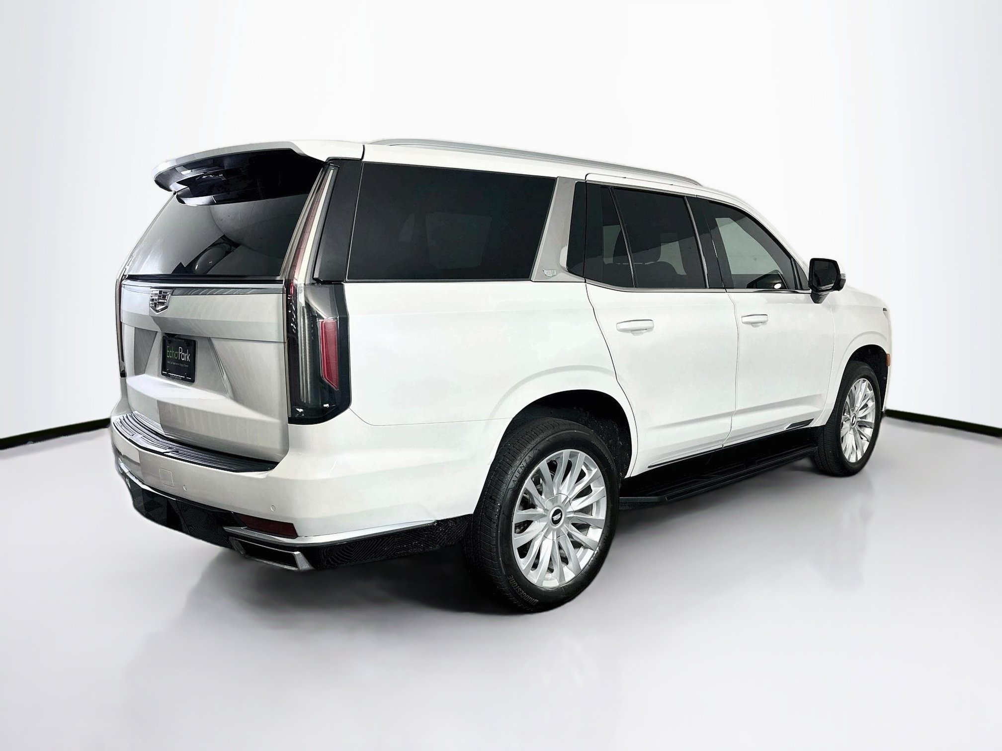 Used 2022 Cadillac Escalade Luxury RWD image 9