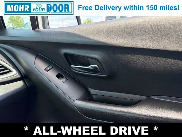 Used 2022 Chevrolet Trax LT w/ Driver Confidence Package AWD/4WD image 26