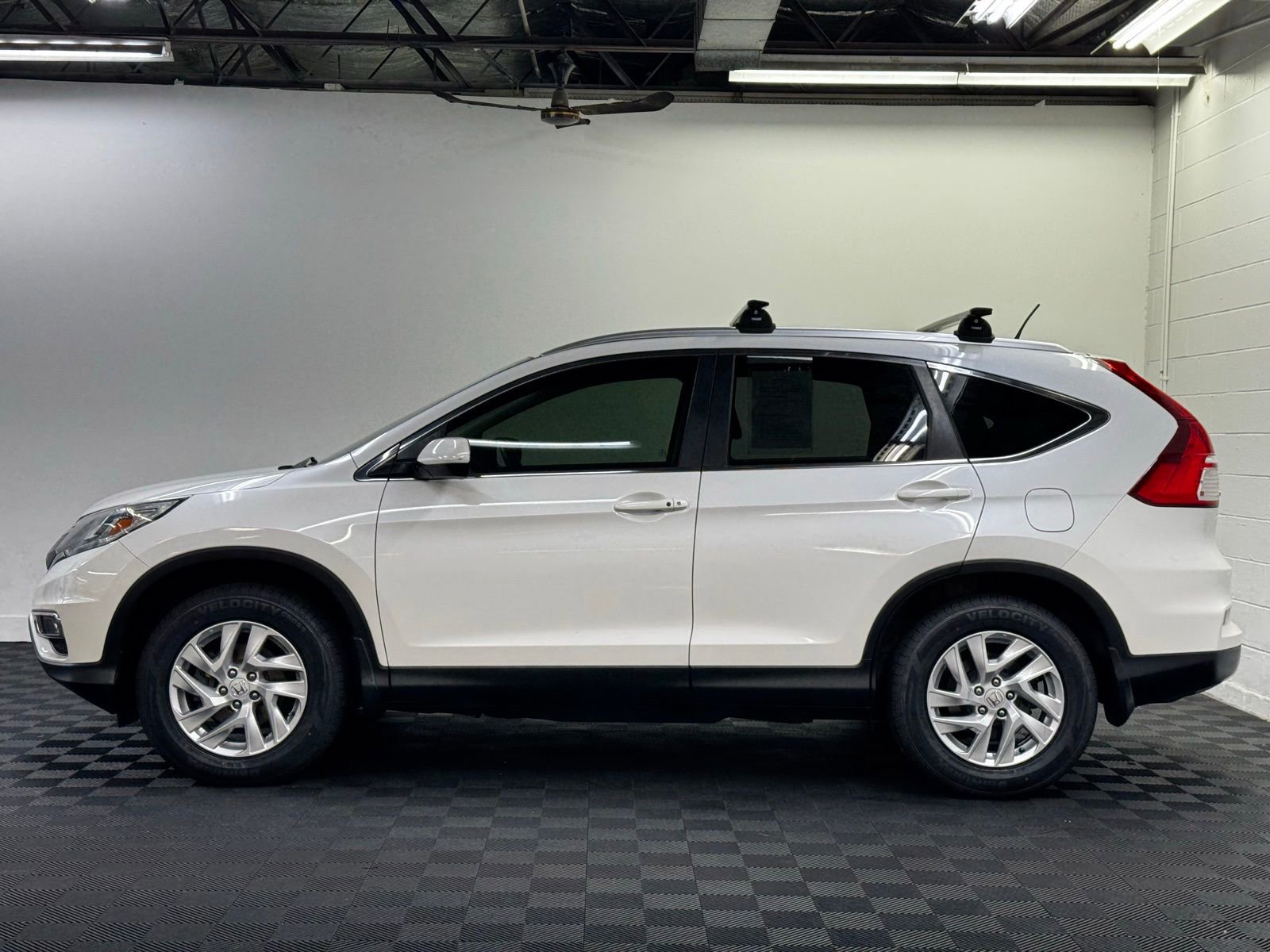 Used 2016 Honda CR-V EX-L image 3