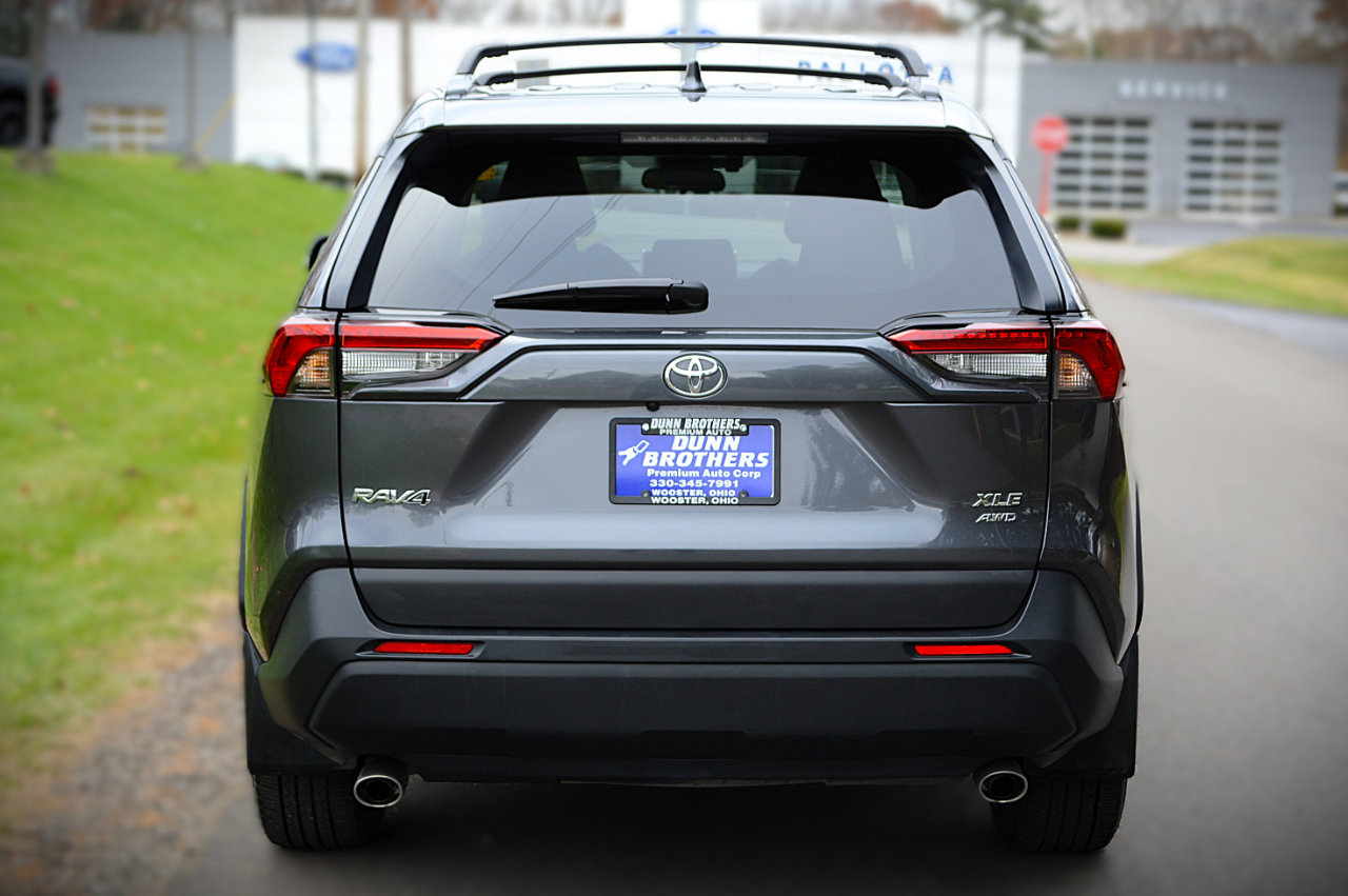 Used 2025 Toyota RAV4 XLE Premium image 6