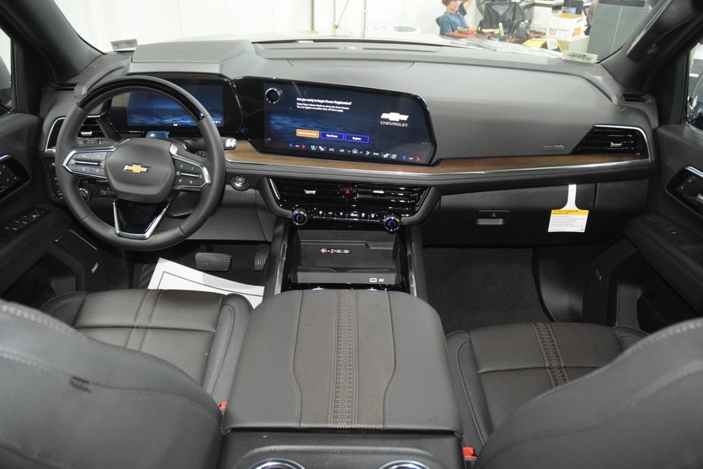 New 2026 Chevrolet Suburban High Country AWD/4WD image 32