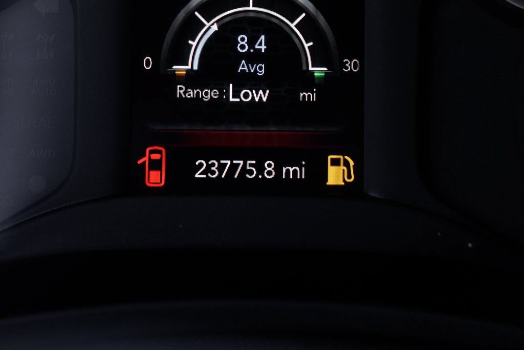 Used 2024 RAM 2500 Tradesman w/ Chrome Appearance Group RWD image 23