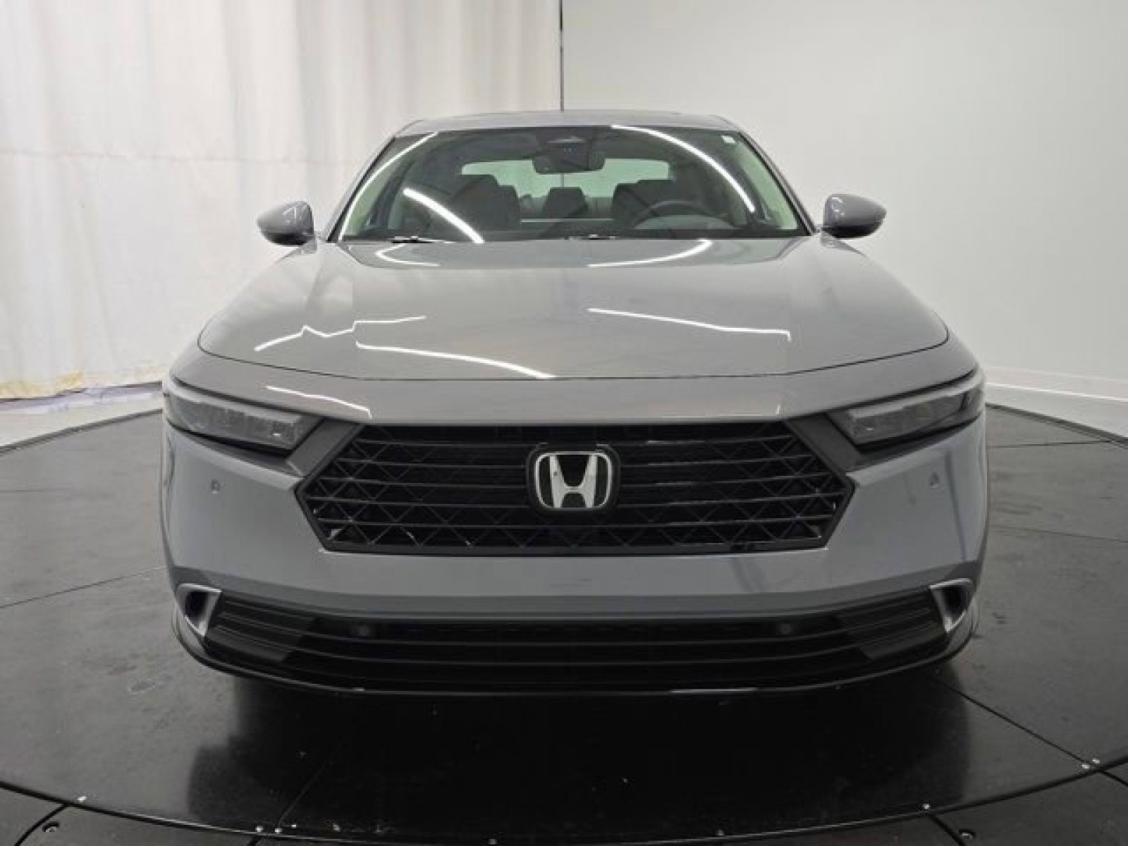 New 2025 Honda Accord Touring image 2