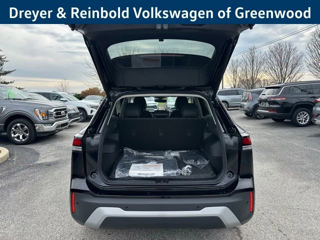 New 2026 Volkswagen Tiguan SE image 33