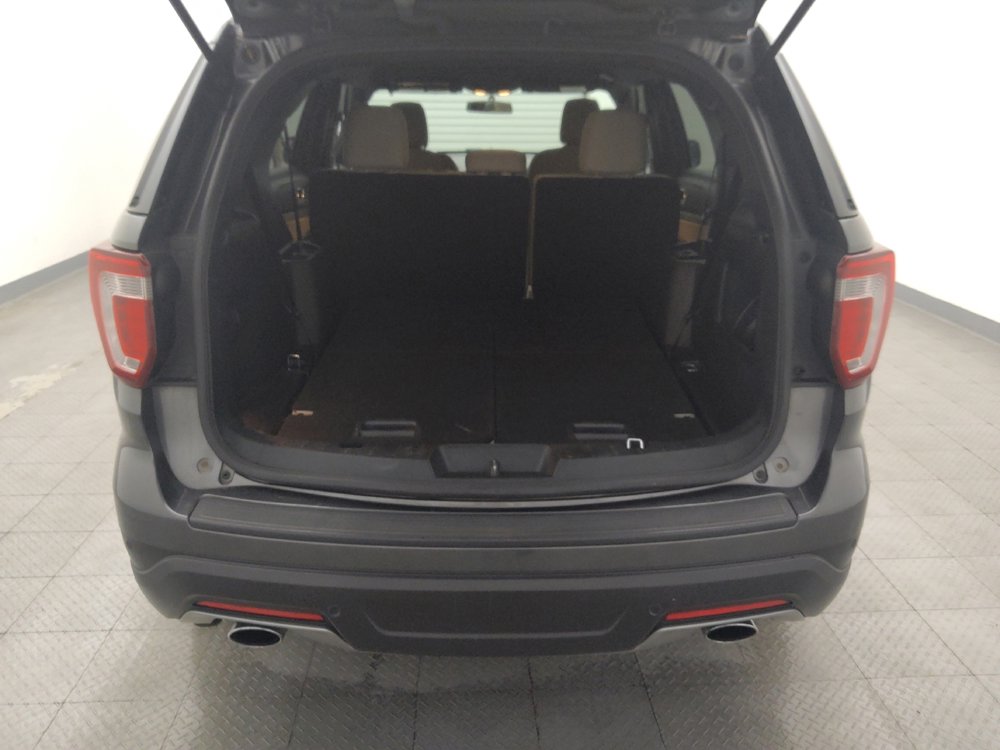 Used 2019 Ford Explorer XLT FWD image 29