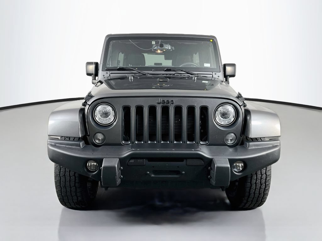 Used 2017 Jeep Wrangler Unlimited Sahara AWD/4WD image 2