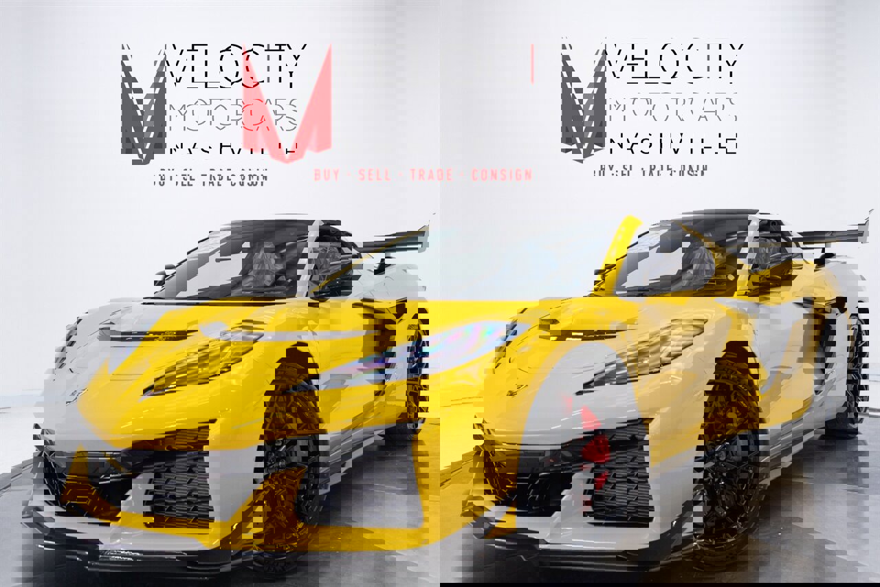 Used 2026 Chevrolet Corvette ZR1 w/ ZR1 Carbon Fiber Aero Package image 1