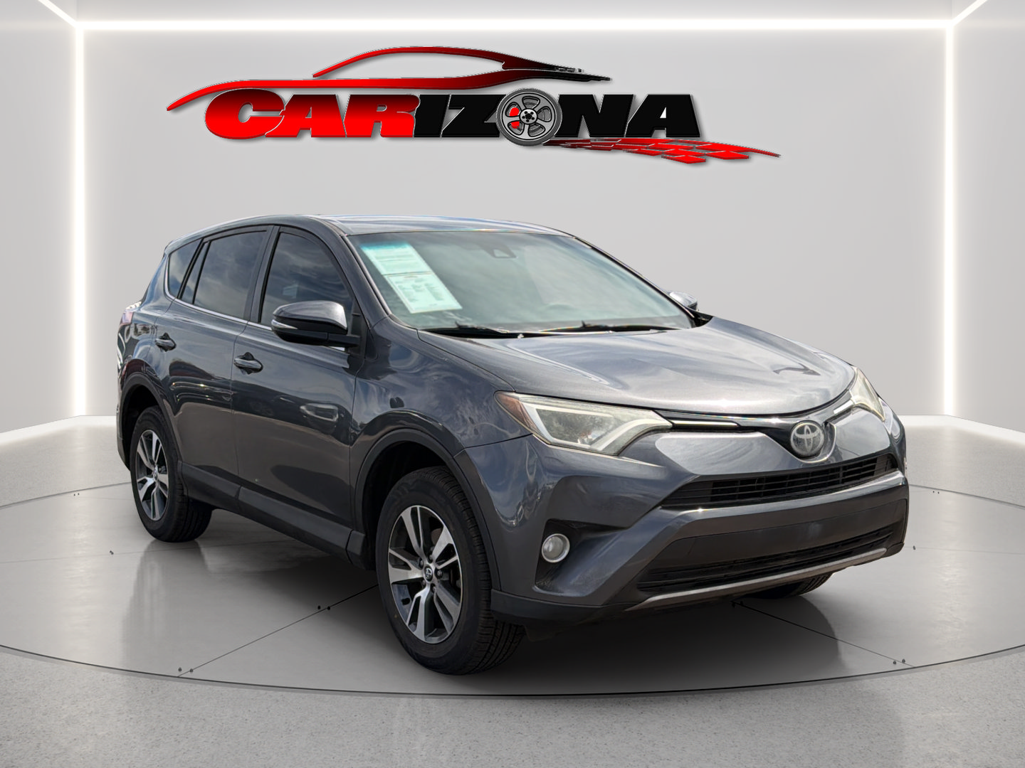 Used 2018 Toyota RAV4 XLE FWD image 1