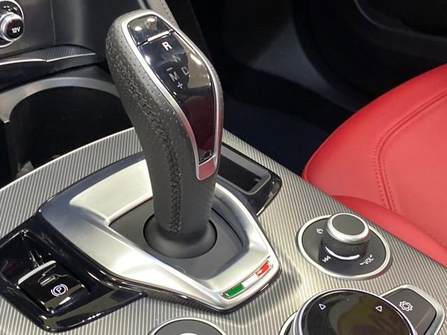 Used 2024 Alfa Romeo Stelvio Ti w/ Performance Driving Package image 14