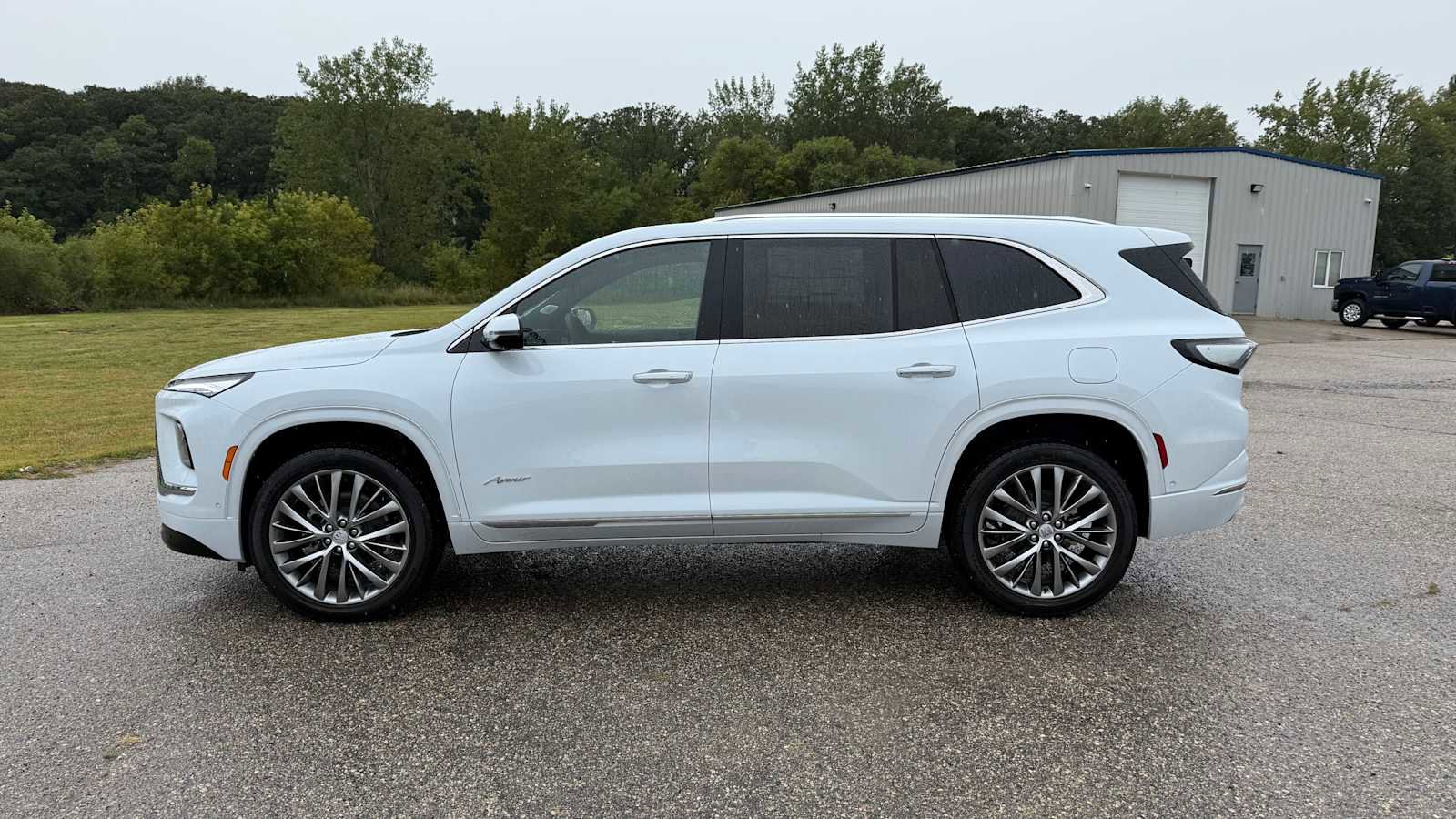 New 2026 Buick Enclave Avenir w/ Super Cruise Package image 6