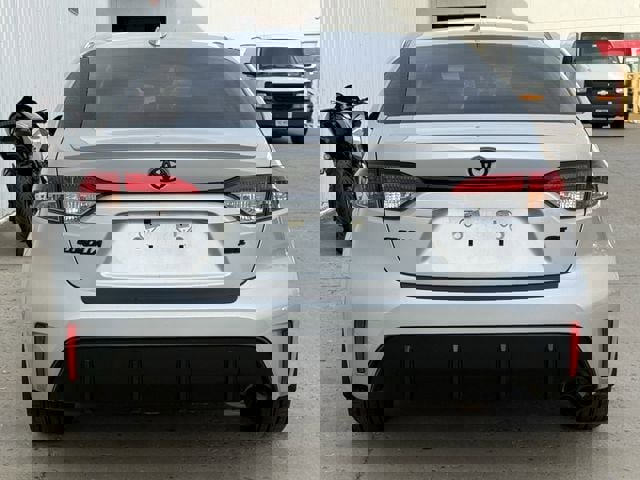 Used 2025 Toyota Corolla SE image 5