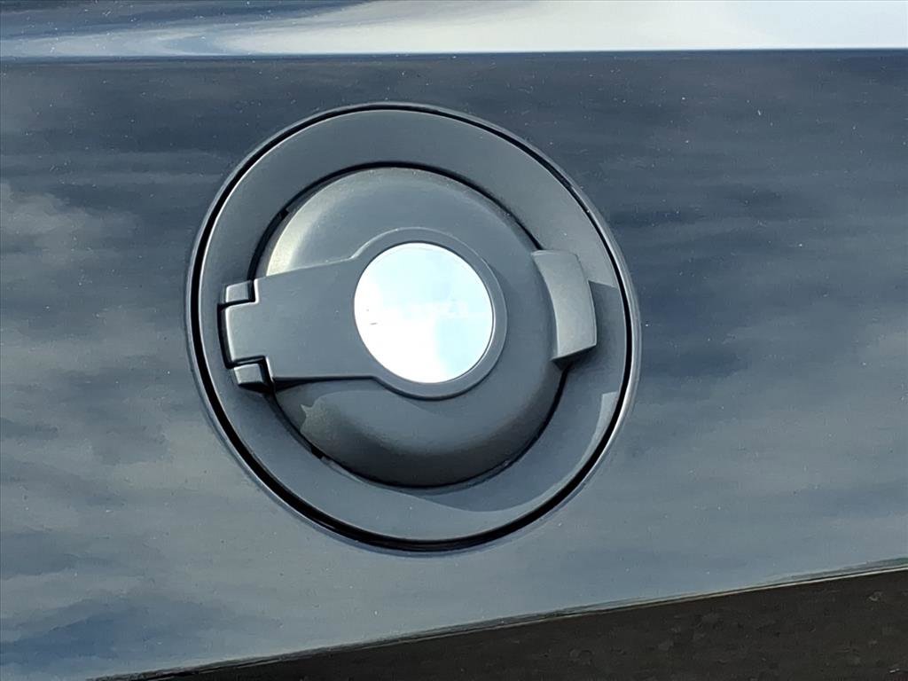 Used 2022 Dodge Challenger R/T w/ Plus Package image 9