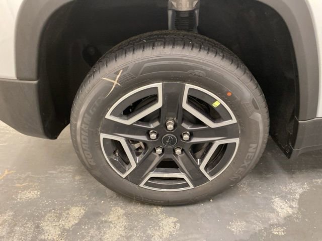 New 2026 Jeep Cherokee Limited image 32