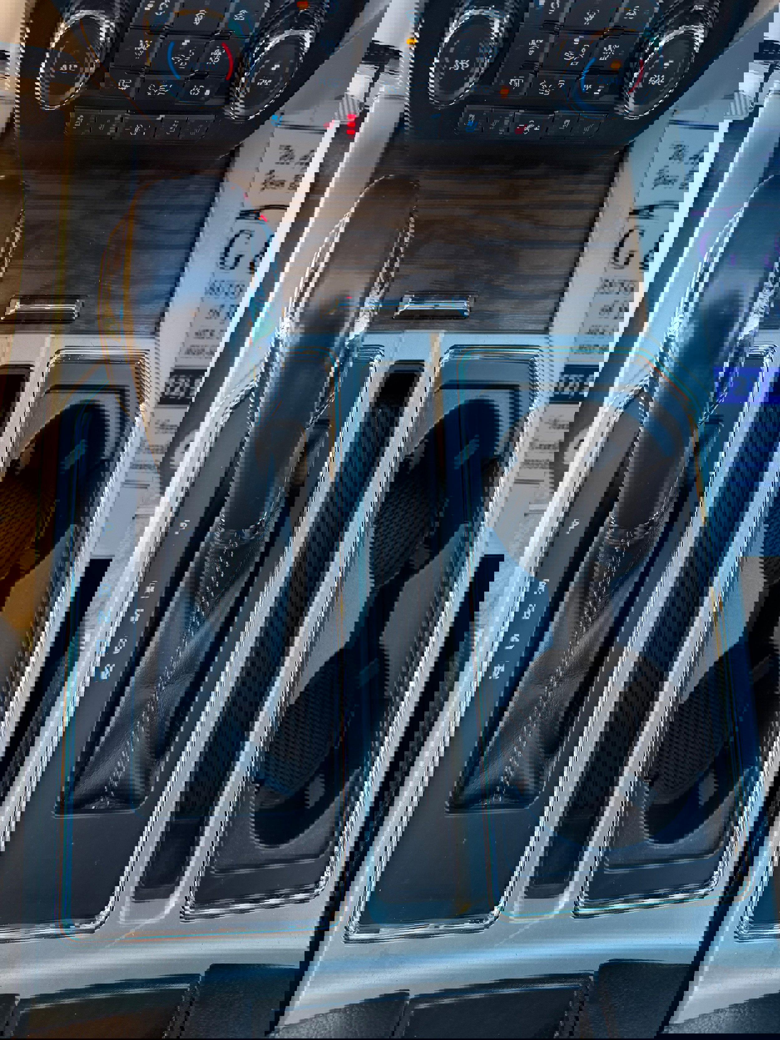 Used 2020 Ford F150 Lariat image 17