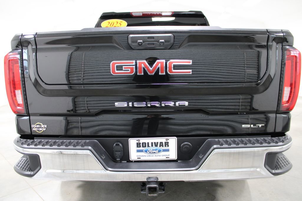 Used 2025 GMC Sierra 1500 SLT image 8