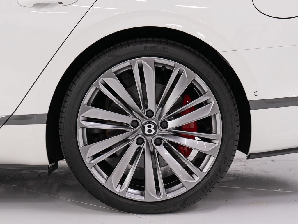 Used 2025 Bentley Flying Spur Plug-In Hybrid AWD/4WD image 46