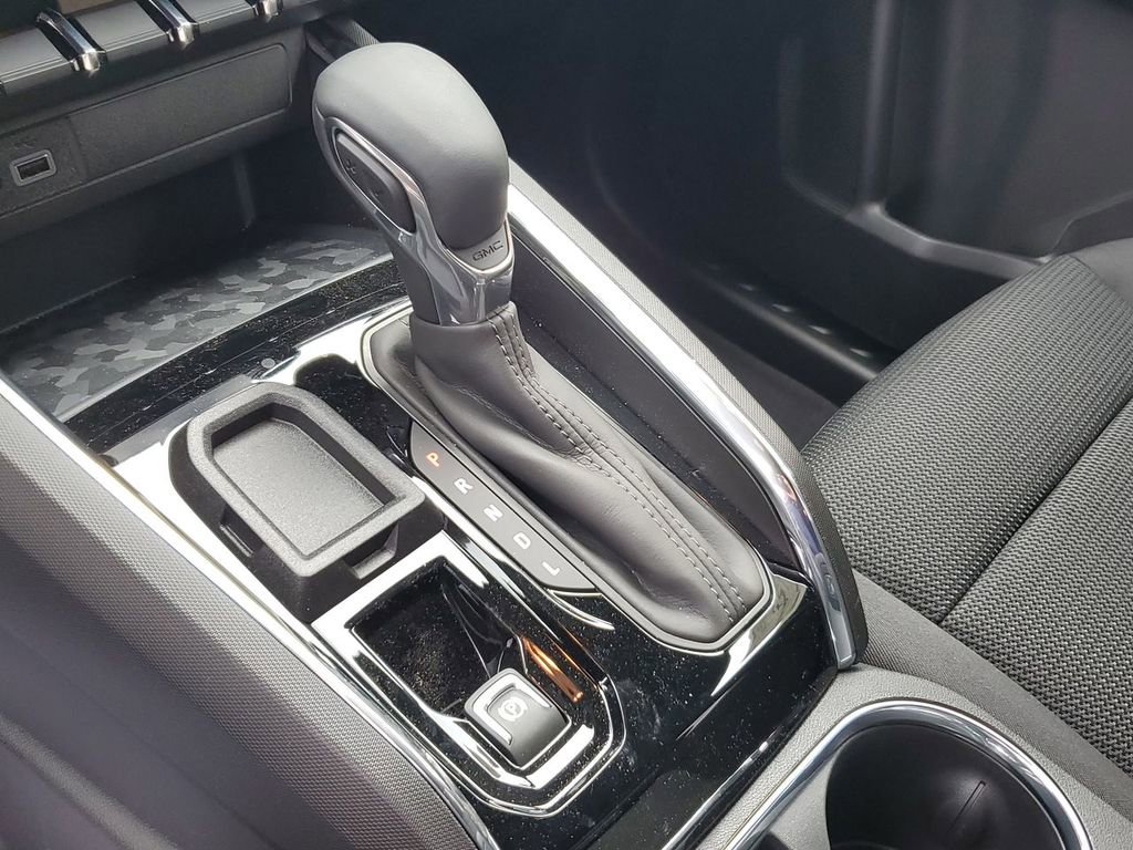 New 2024 GMC Canyon Elevation w/ Convenience Package image 17