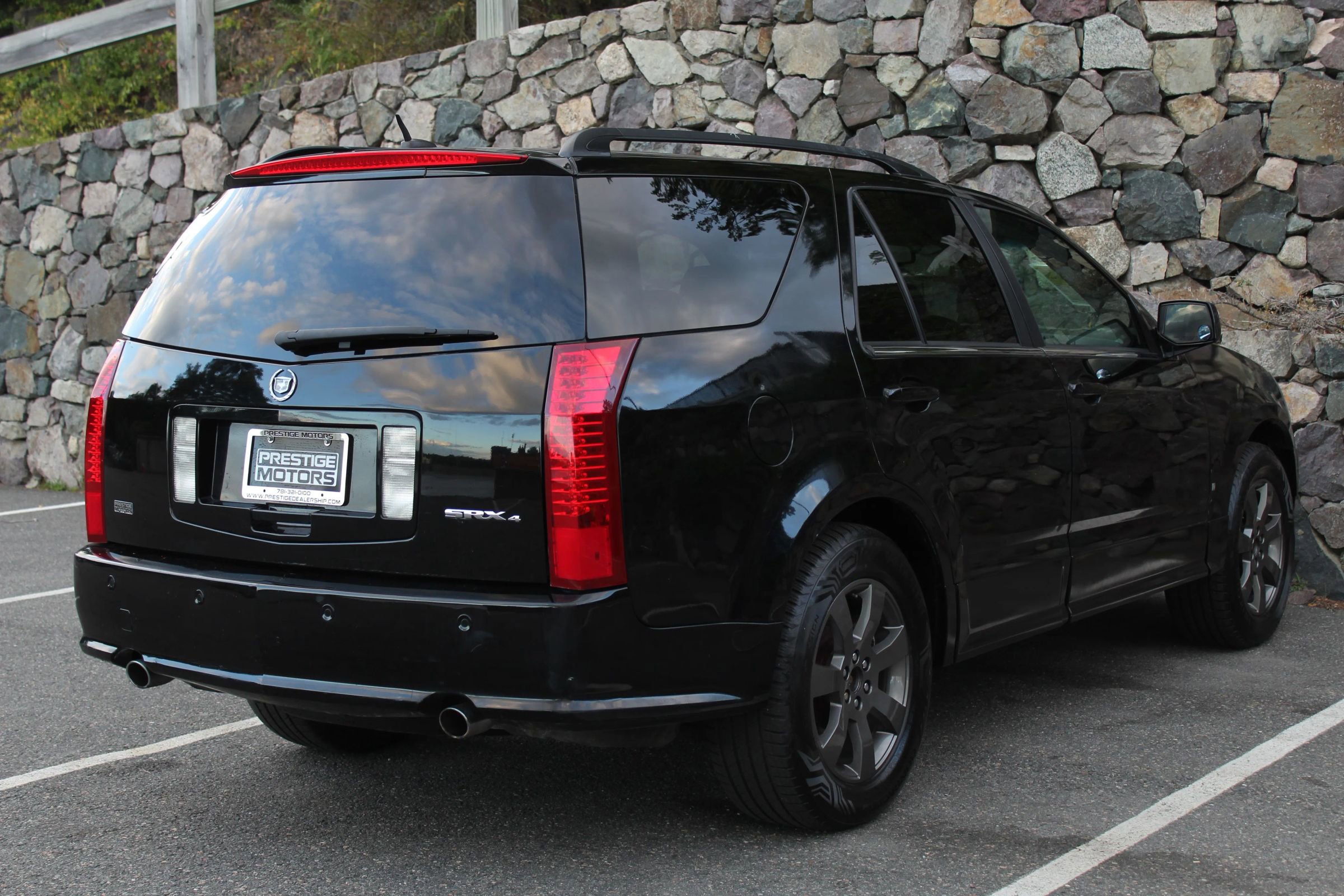 Used 2007 Cadillac SRX w/ Theater Package image 9