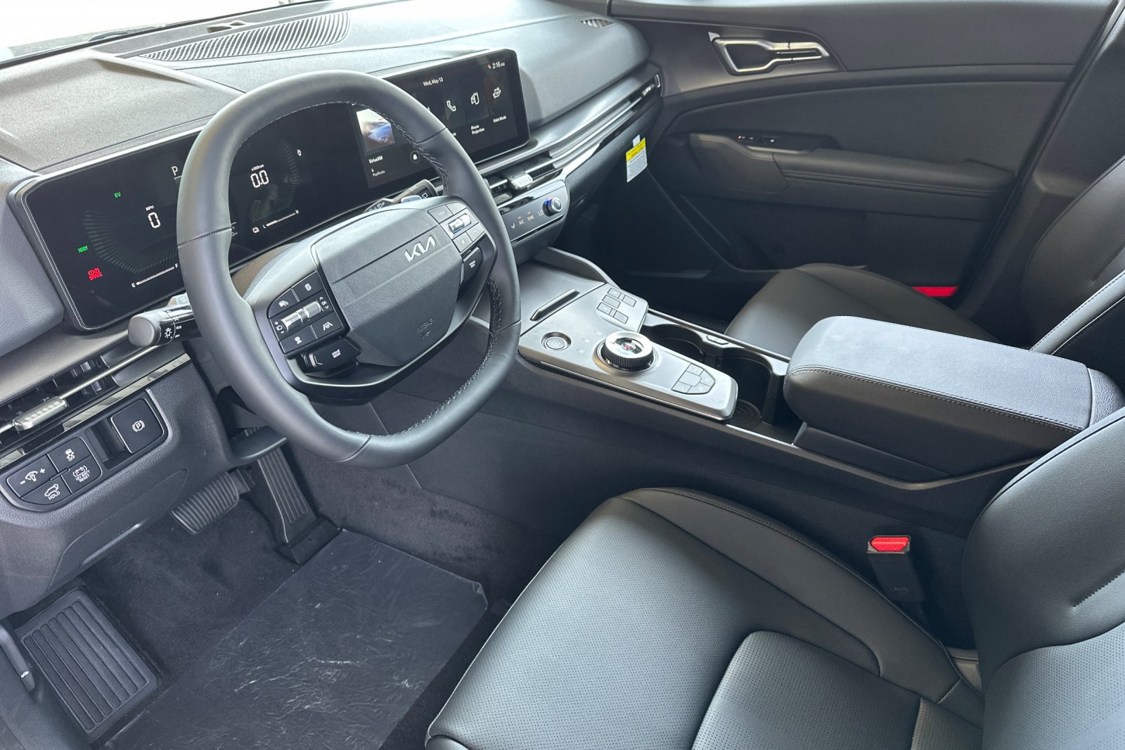 New 2026 Kia Sportage EX AWD/4WD image 10