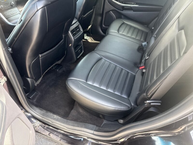 Used 2020 Ford Edge SEL AWD/4WD image 18