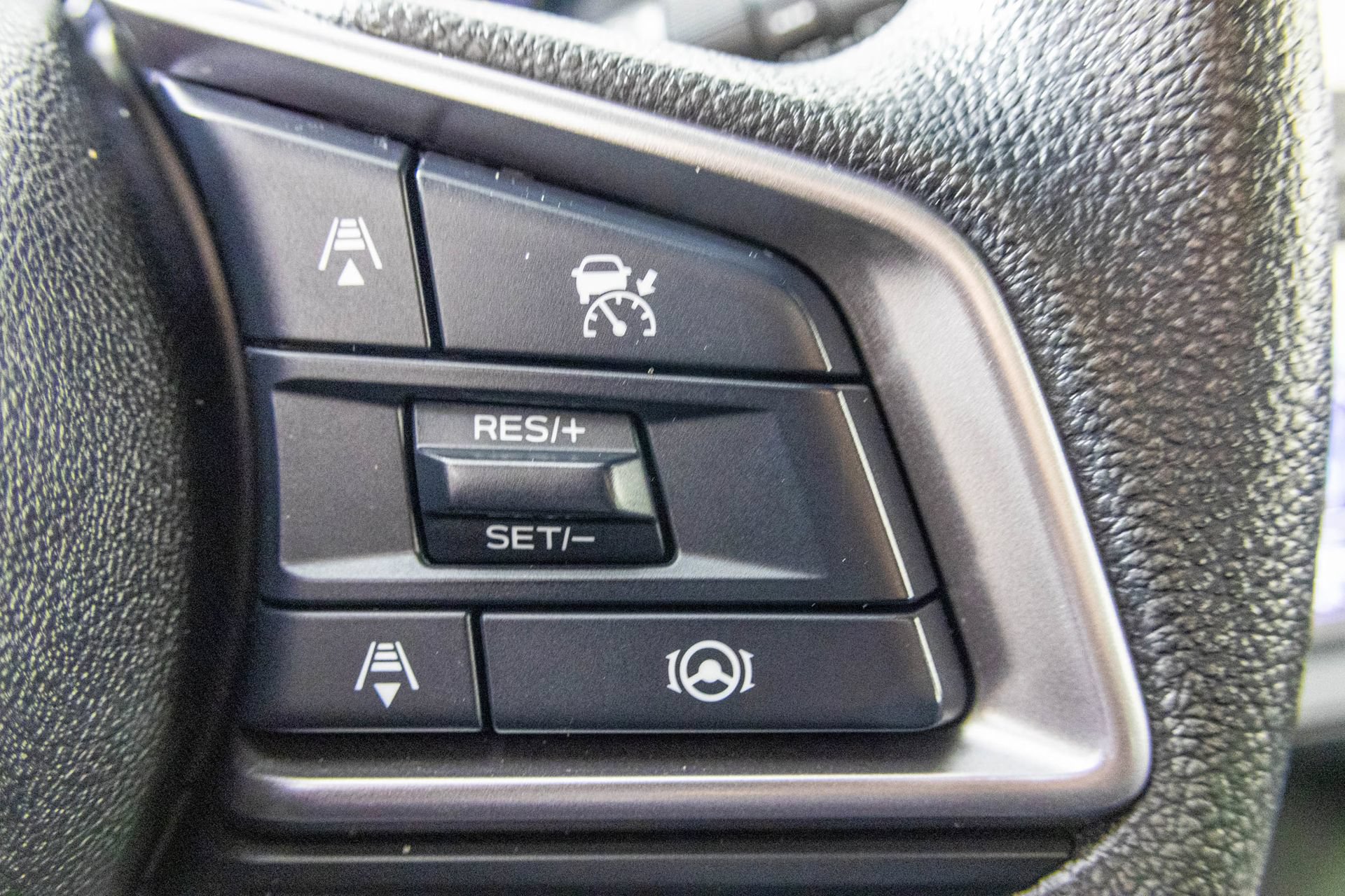 Used 2024 Subaru Impreza 2.0i AWD/4WD image 29