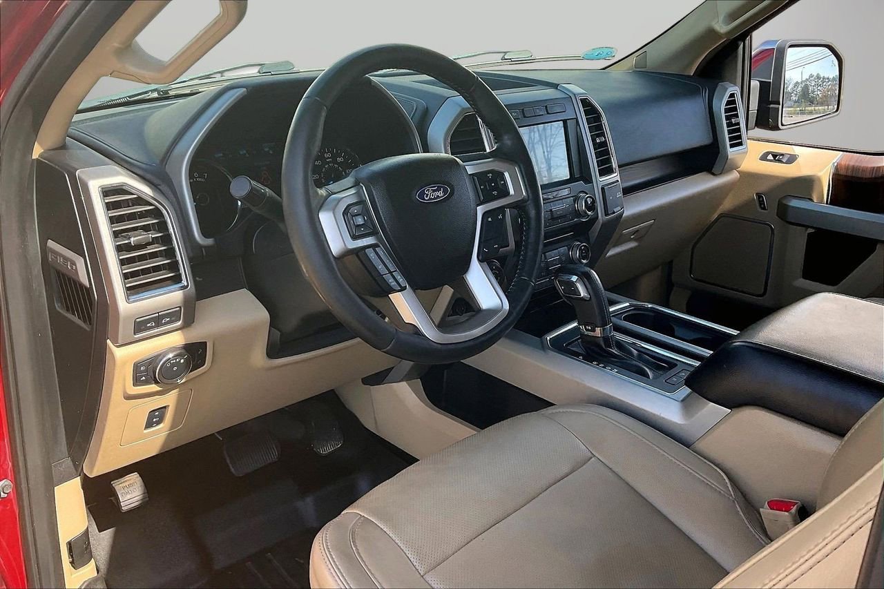 Used 2017 Ford F150 Lariat w/ Equipment Group 502A Luxury image 21