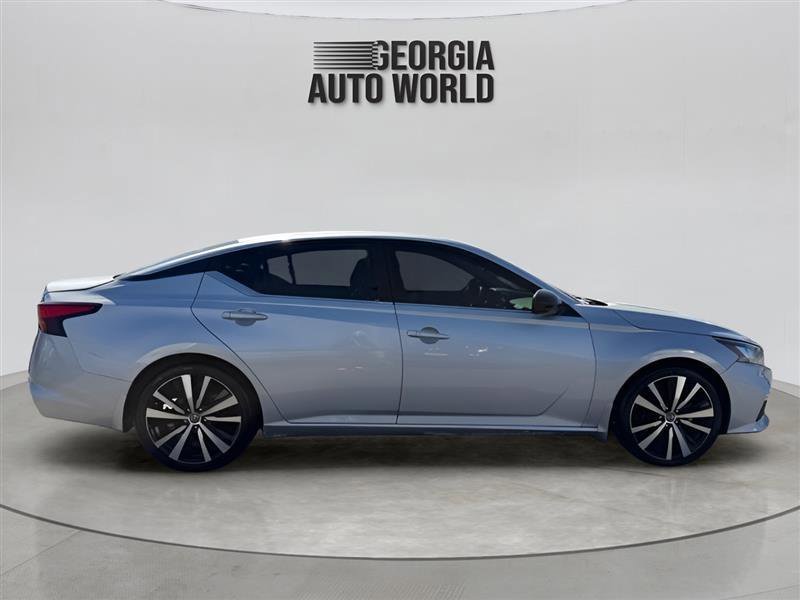 Used 2020 Nissan Altima 2.0 SR FWD image 13